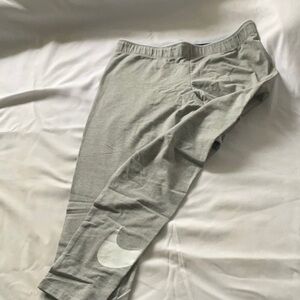 Nike leggings